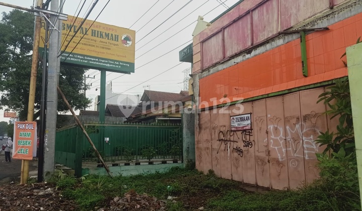 Rumah Tepi Jalan Semarang Ungaran Cocok untuk Usaha 1