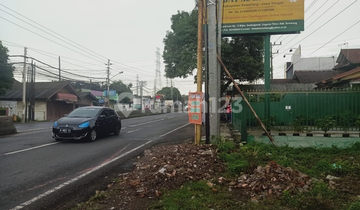 Rumah Tepi Jalan Semarang Ungaran Cocok untuk Usaha 2