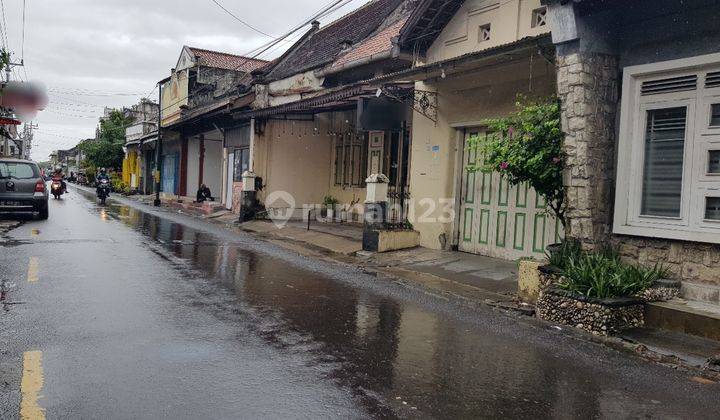 Rumah Jawa Klasik , Luas, Strategis di Pusat Kota Dekat Kraton , Malioboro, Cocok Untuk Homestay Atau Resto. 2