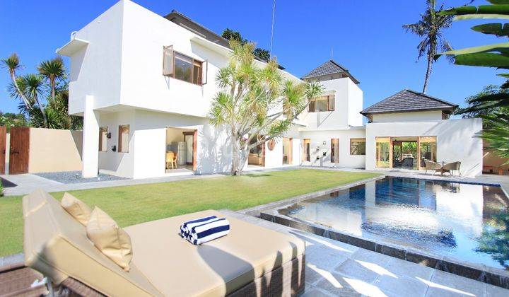 SANUR LUXURY VILLAS BALI CLOSE BY SANUR BEACH 1