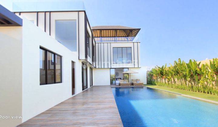 BEACHFRONT LUXURY VILLA WITH OCEANVIEW ROOFTOP 1