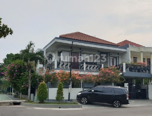 Rumah Puri Indah Dihoek