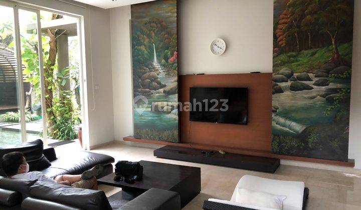 Modern Luxury House For Lease Taman Golf Karawaci Area (STRATEGIC LOCATION) 1