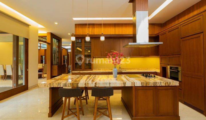 Modern Luxury Tropical House For Lease Taman Golf Karawaci Area (STRATEGIC LOCATION) 2