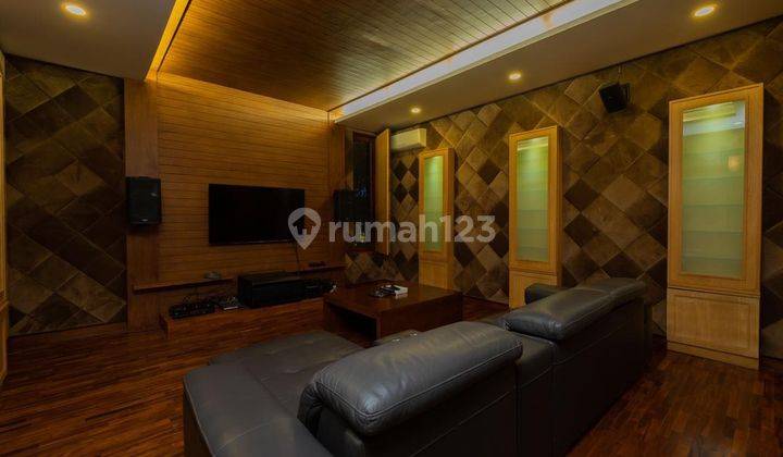 Modern Luxury Tropical House For Lease Taman Golf Karawaci Area (STRATEGIC LOCATION) 2