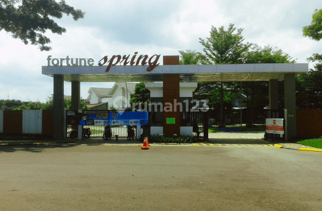 Rumah Graha Raya cluster Fortune Spring, Hook. Tangerang. 2