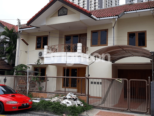 Rumah Tengah Kota Villa Kalijudan Luas Terawat  1