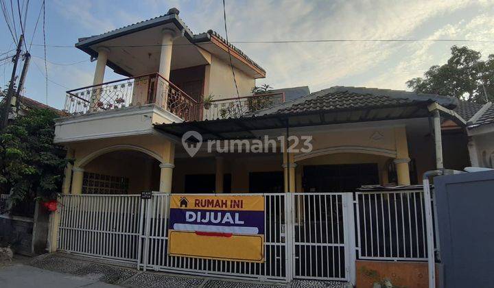 Rumah strategis 2 lantai di bekasi dekat mall, sekolah dan pintu tol 1