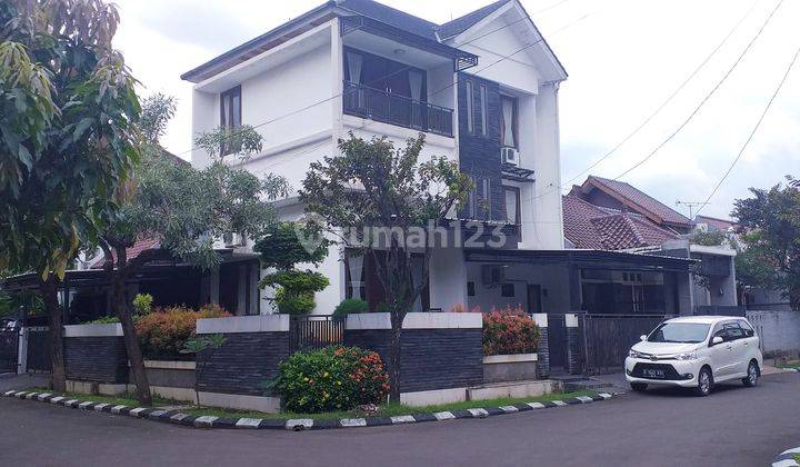 Rumah Hook Keren Siap Huni, Kemang Pratama 3 Bekasi 2