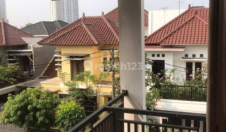 Rumah Hook Keren Siap Huni, Kemang Pratama 3 Bekasi 2