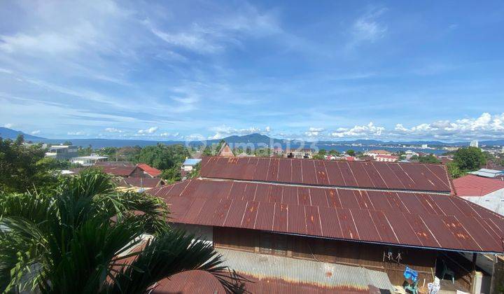 Rumah Siap Tinggal Dengan Kolam Renang 2