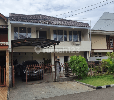 Rumah cantik  di Bintaro Permai Jakarta Selatan 1