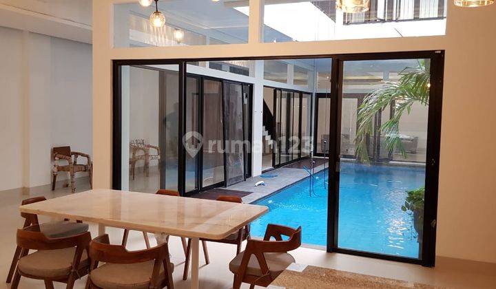 Sewa Rumah Mewah di Menteng Modern Minimalis 1