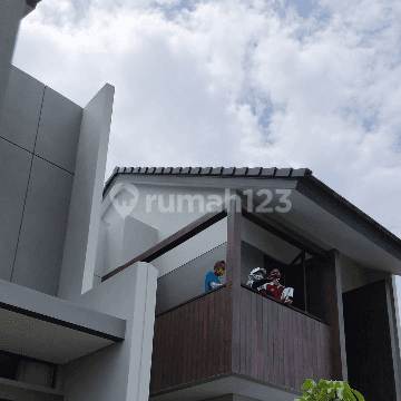 RUMAH CANTIK SUMMARECON FLORA PREMIUM 1