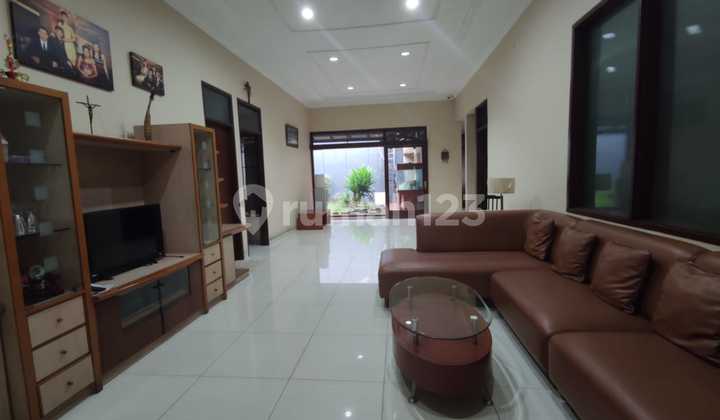 Rumah Lembah Sukaresmi