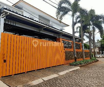 Rumah cantik 4,9M Di BSD Griyaloka Dkt Pasar Modern & Tol Serpong 2