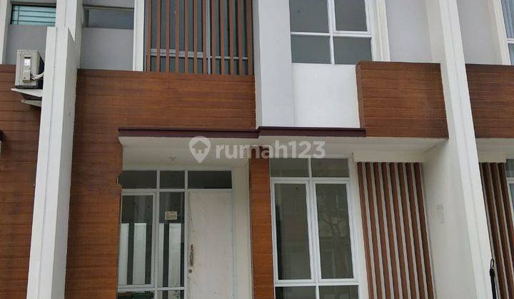 Butuh Cepat !! Rumah di Garden Ville Cluster Granada Citra Raya Tangerang 1