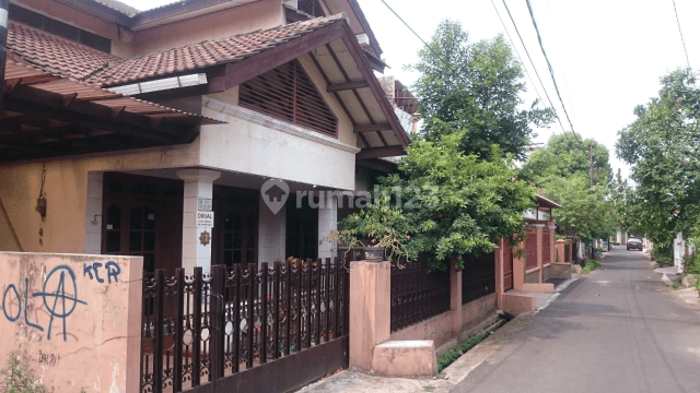 rumah pinang dekat graha raya Bintaro & ciledug 2