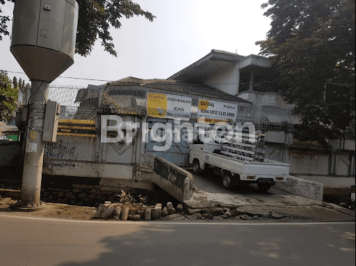 RUMAH USAHA DI TANJUNG DUREN JAKARTA BARAT 1