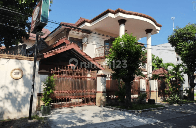 HOT DEAL RUMAH mewah siap huni Banyuanyar 2