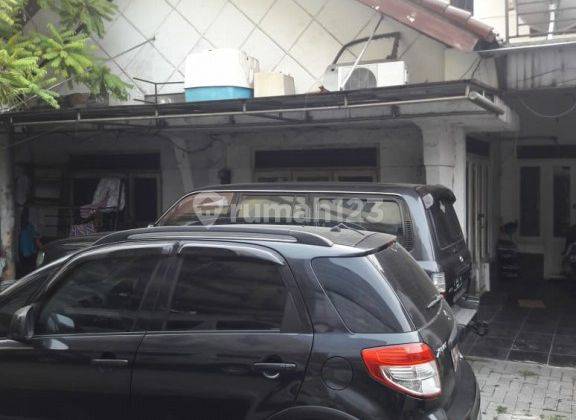 Rumah lama, cocok buat perkantoran di Tanah Abang Jakarta Pusat 1