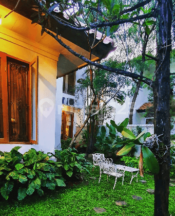tampak depan rumah asri luas siap huni