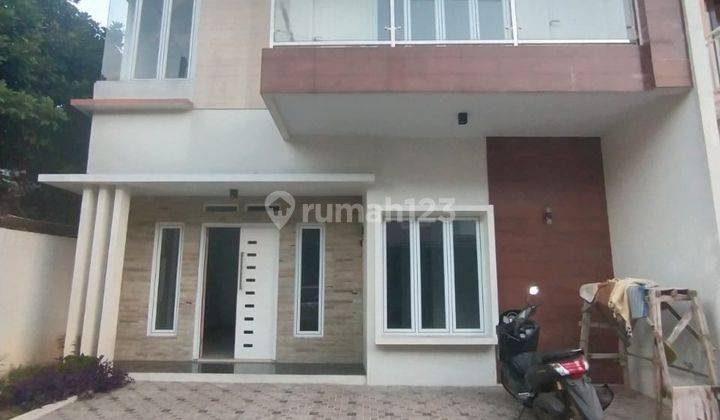 Di jual Rumah siap huni di Jagakarsa dalam komplek 1