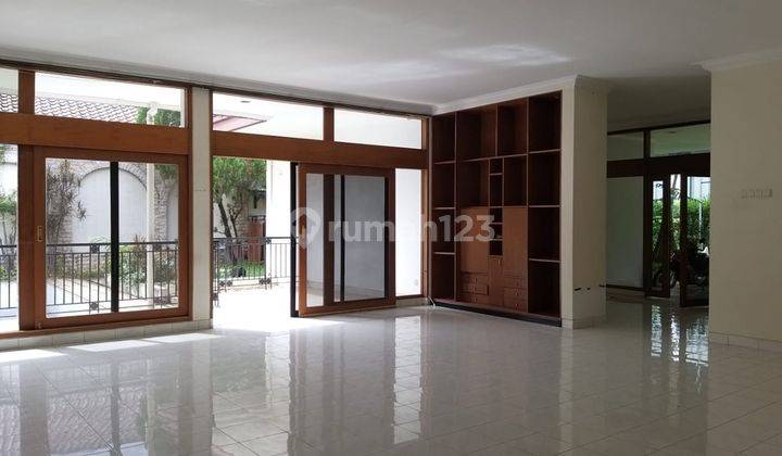 Rumah Tua Hitung Tanah Murah di Patra Kuningan Jakarta Selatan 1