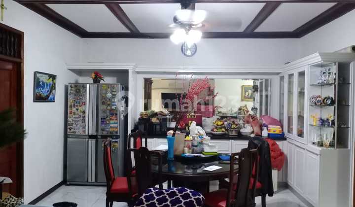 Komplek Jati Padang, Rumah Lama Siap Huni Terawat, SHM