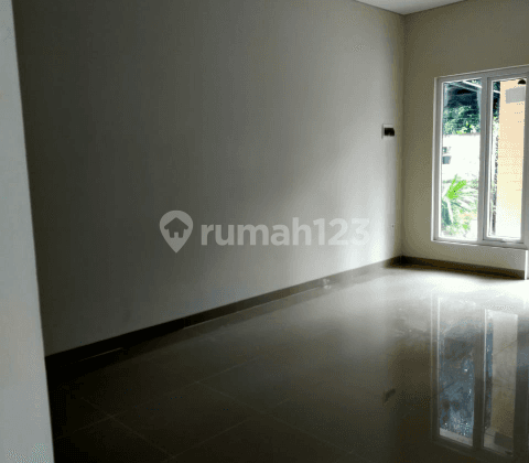 Rumah siap huni di Cibubur Country Cikeas harga murah siap huni 1