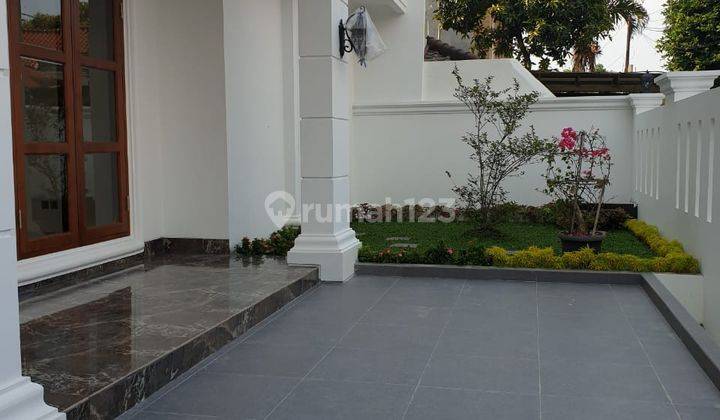 Rumah Cantik Baru Siap Huni Jl. Hj Nawi Kebayoran Baru 2