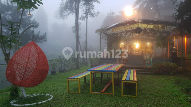 Nice Big House and Villa At Cisarua Puncak