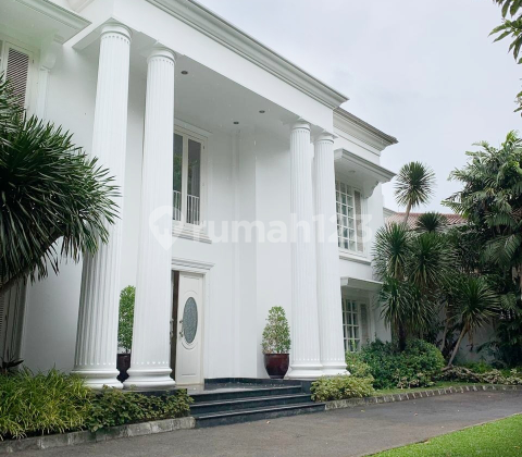 Rumah mewah classic luxurious