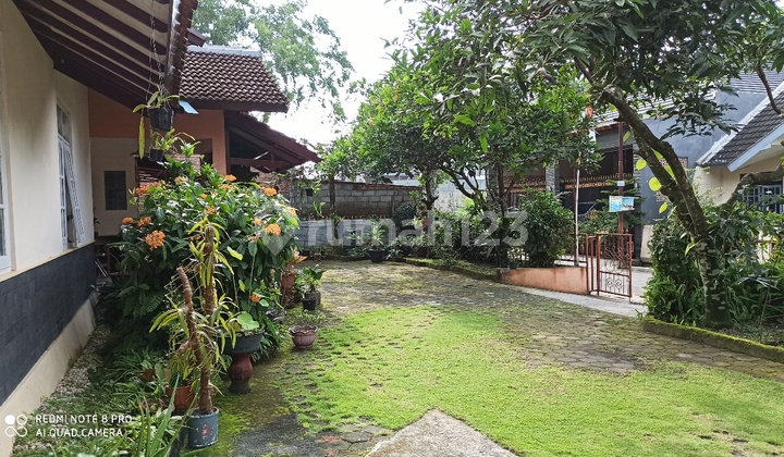 RUMAH LAWAS TERAWAT 2