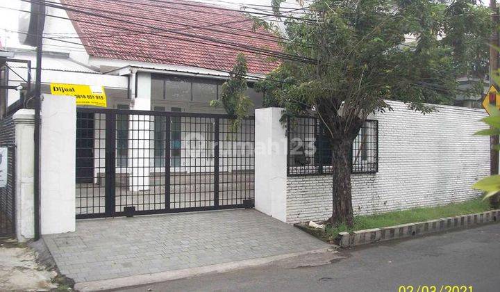 Rumah di Raya Sukomanunggal Jaya, Lokasi Strategis, Nol Jalan Raya, Cocok untuk Kantor / Klinik / Resto dsb 1