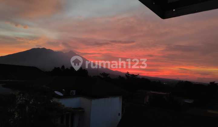 Furnished!! Turun Harga Rumah Dengan Kolam Renang, Golf View Rancamaya Blok PR 2