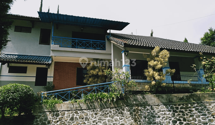 VILLA BUKIT TRAWAS GARDEN 1