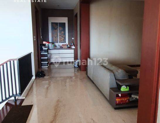 Rumah Minimalis Mewah Berkolam Renang di Setra Duta 2