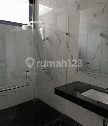 Rumah Bangunan Gress Lokasi Kawasan Elite Setra Duta Bandung 2