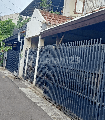 Rumah Terawat kokoh 1