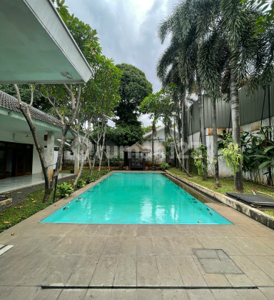 Rumah Cantik Sriwijaya kebayoran Baru