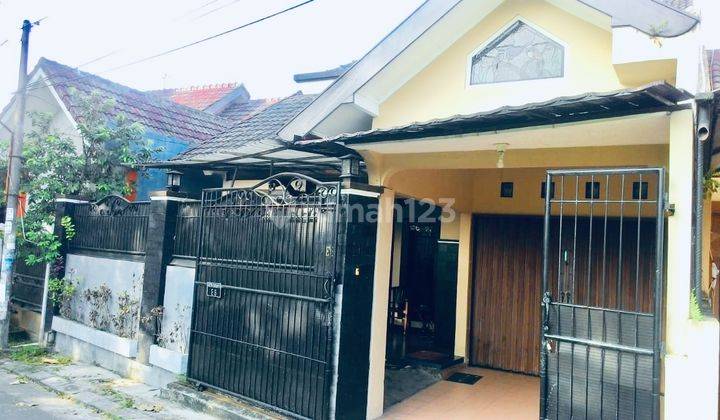 Rumah Cantik Siap Huni Di Timur Mirota Godean, Griya Indah. 2