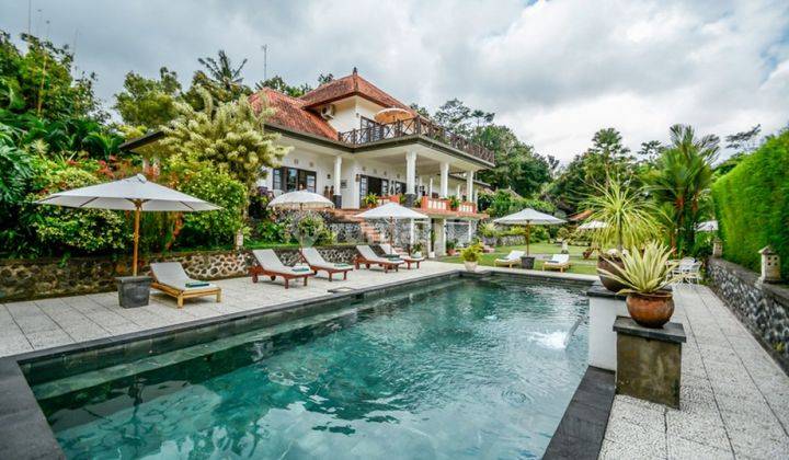 TRADITIONAL VILLA WITH SPACIOUS LAND IN KARANGASEM VL1625 1