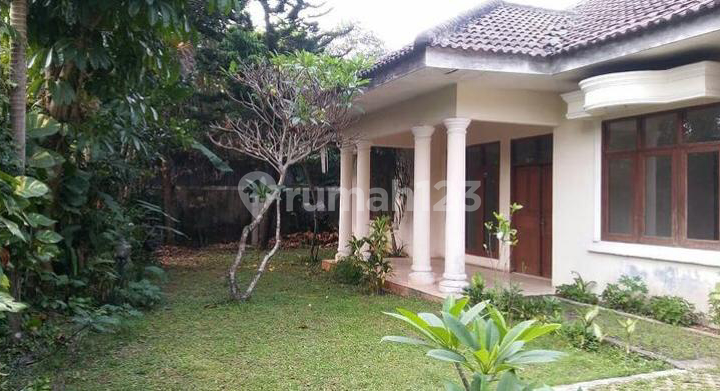 Rumah 1 lantai di Kemang Selatan