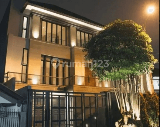 Rumah baru mewah di Hang Lekiu Kebayoran Baru Jakarta Selatan 1