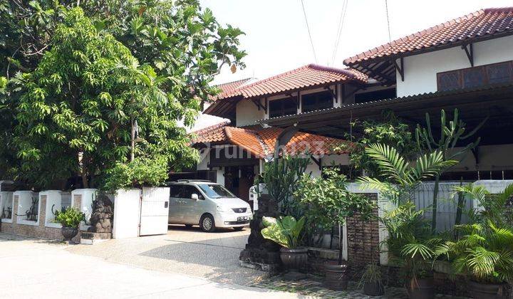 Rumah Besar di Jaticempaka Pondok Gede 1