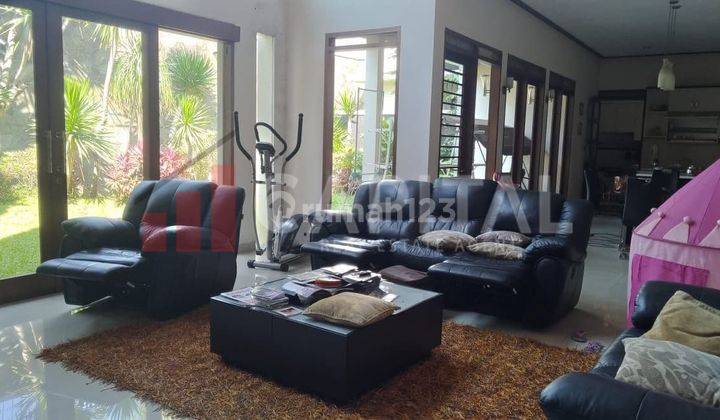 Rumah Full Furnished di Setra Murni 1