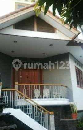 Rumah bagus di Jl.Cipinang Cempedak Polonia Cawang 1