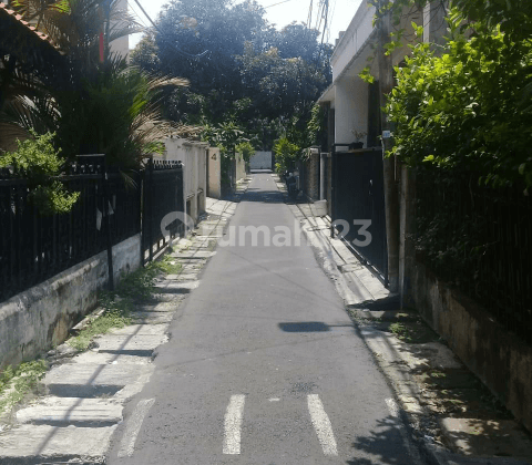 Rumah tua hitung tanah di Menteng, Jakarta Pusat 2