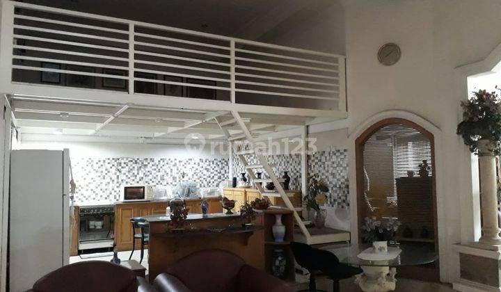 Rumah Bagus Furnished Sertifikat Hak Milik di Taman Modern Cakung 2